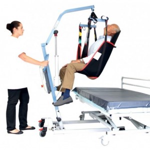 FLYER PLUS - AKS NAUSICAA